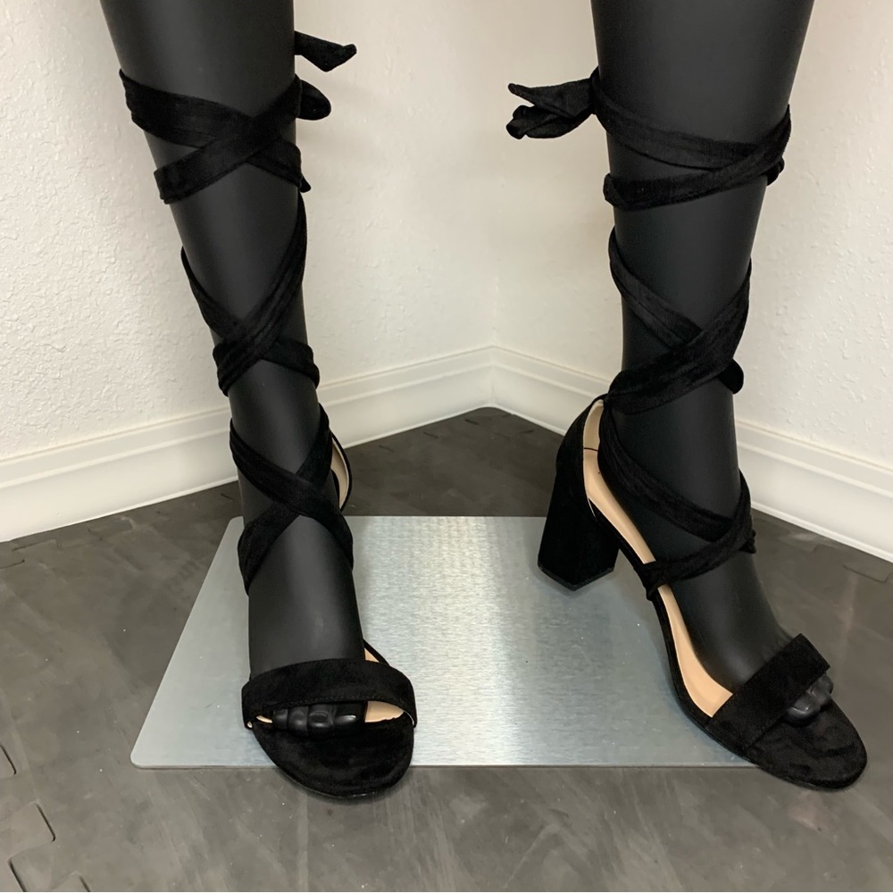 NIB Elisabet Tang Black Suede Wrap Heels